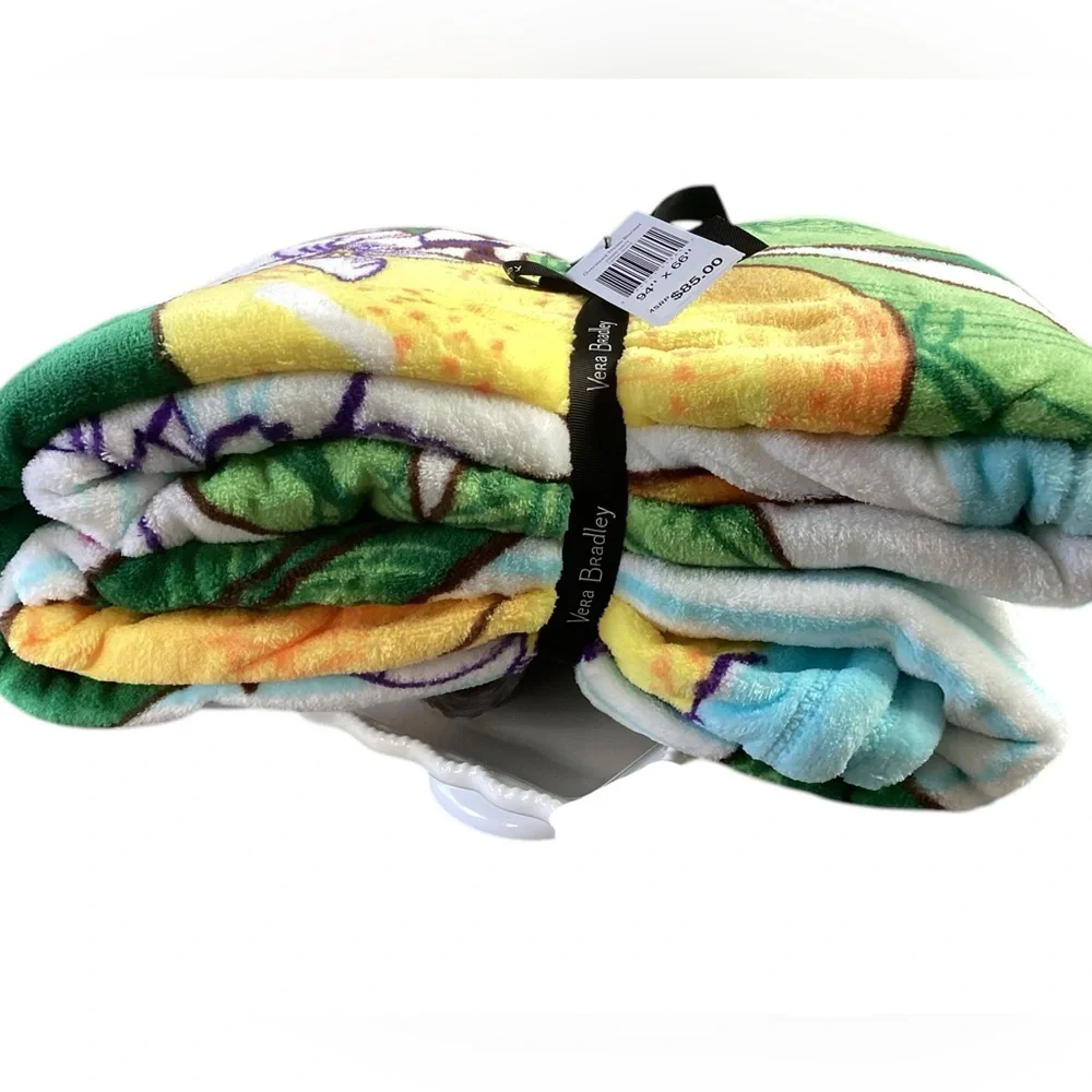 🌸Vera Bradley Lemon Grove Throw 94”X66”